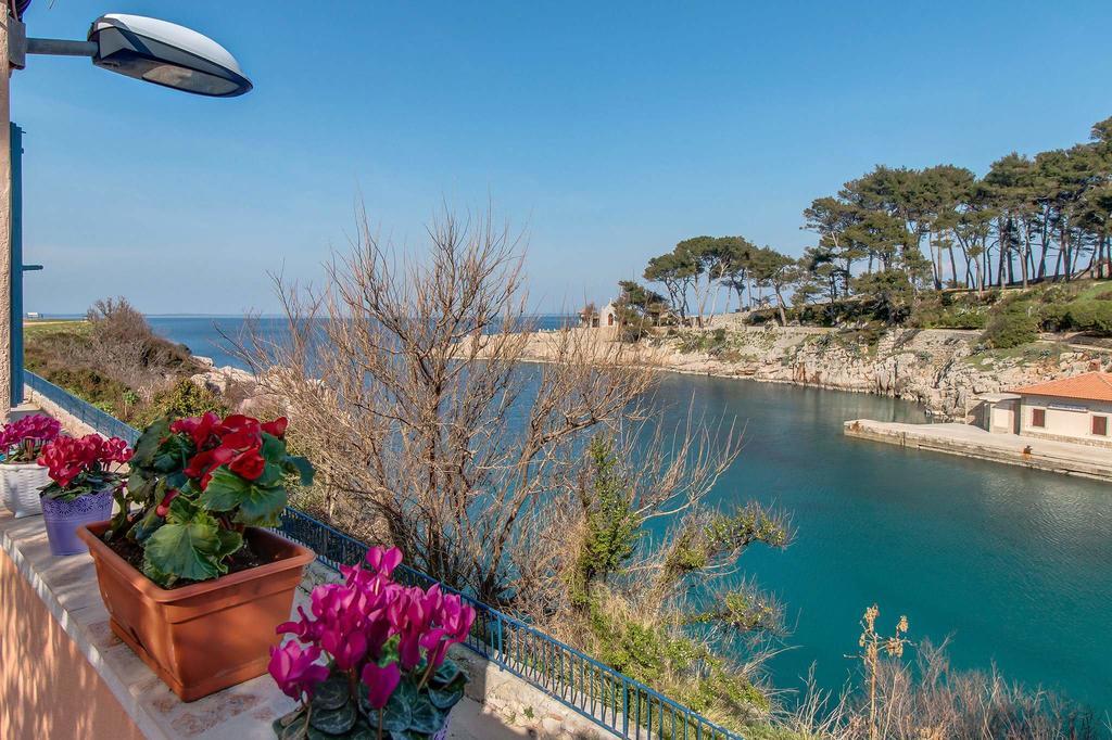 Narcis Central Apartment With Sea & City Views Veli Lošinj Zewnętrze zdjęcie