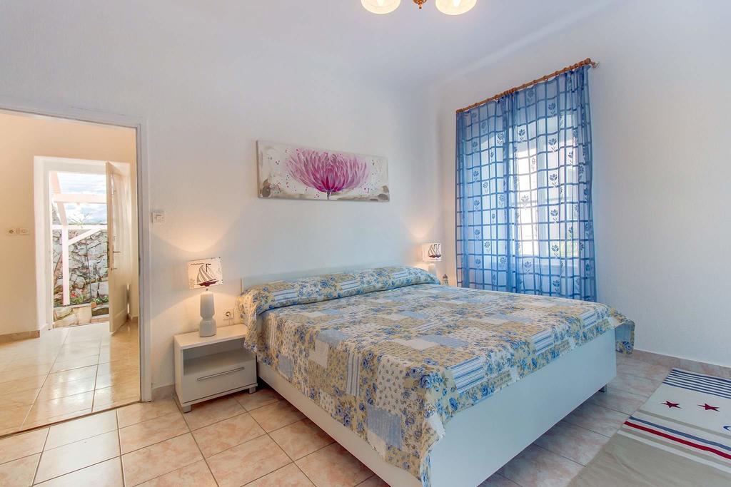 Narcis Central Apartment With Sea & City Views Veli Lošinj Zewnętrze zdjęcie